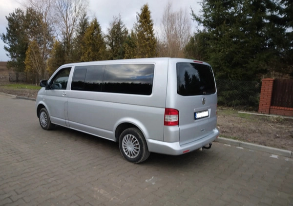 Volkswagen Caravelle cena 36900 przebieg: 296000, rok produkcji 2004 z Działoszyn małe 254